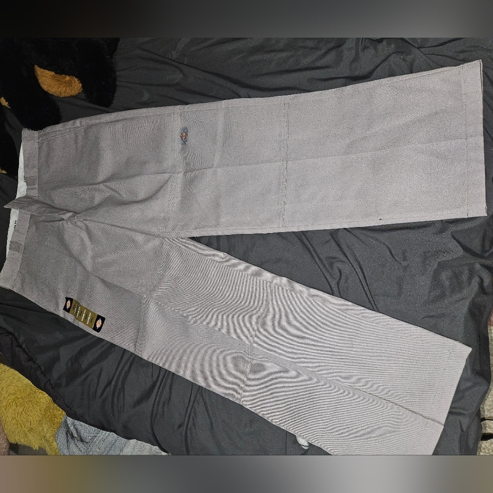 Brand new 36 / 32 dickies men's twill work pants gray
